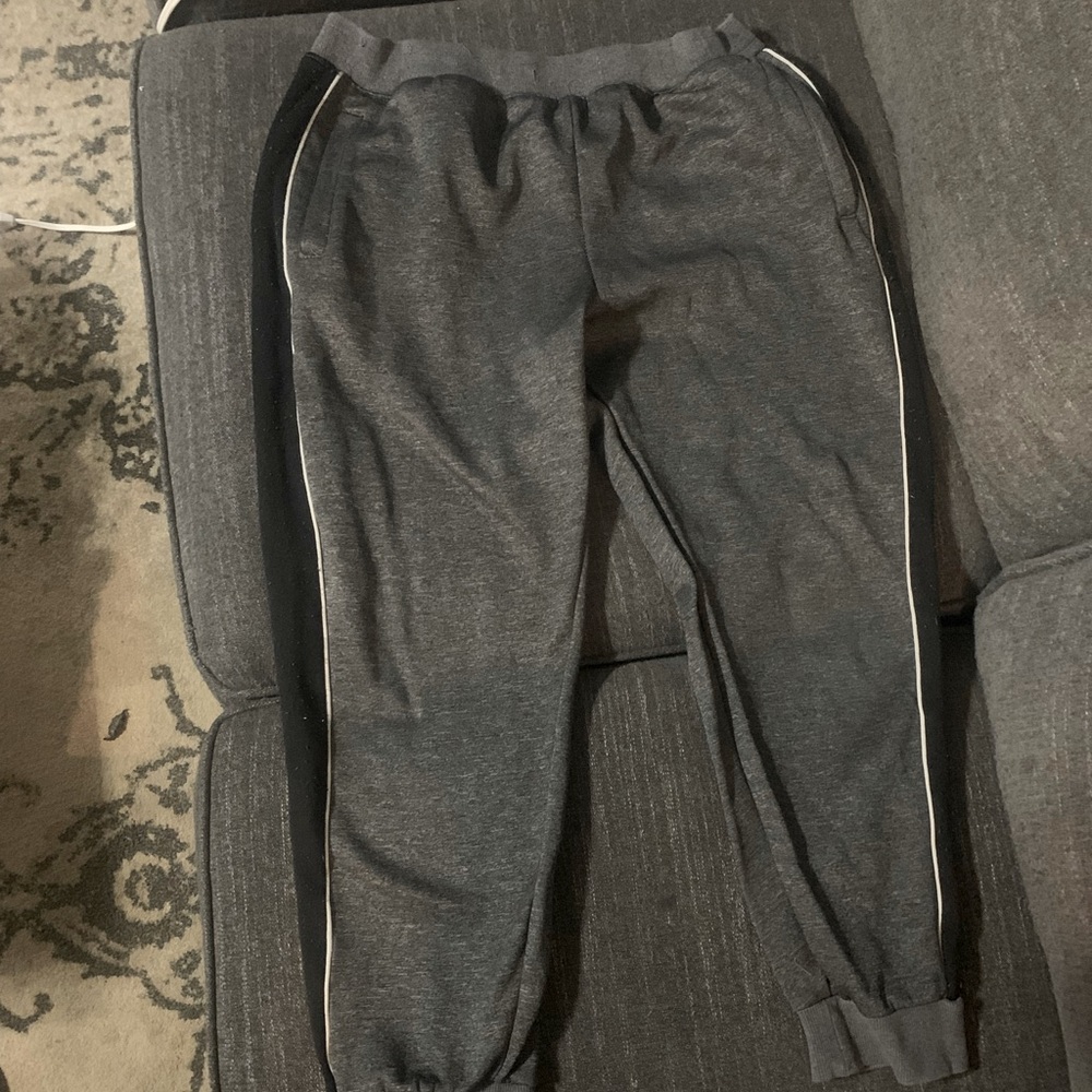 Men’s grey, black, and white sweat pants